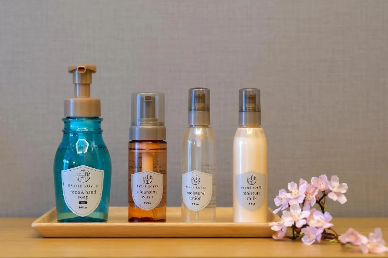 Cherry Blooming Tokyo- All Suite Boutique Hotel 东京伊樱里-中央区全套房艺术酒店