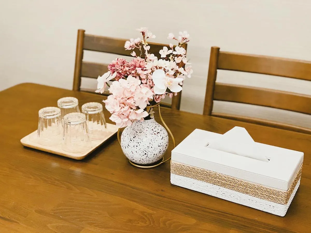 Cherry Blooming Tokyo- All Suite Boutique Hotel 东京伊樱里-中央区全套房艺术酒店