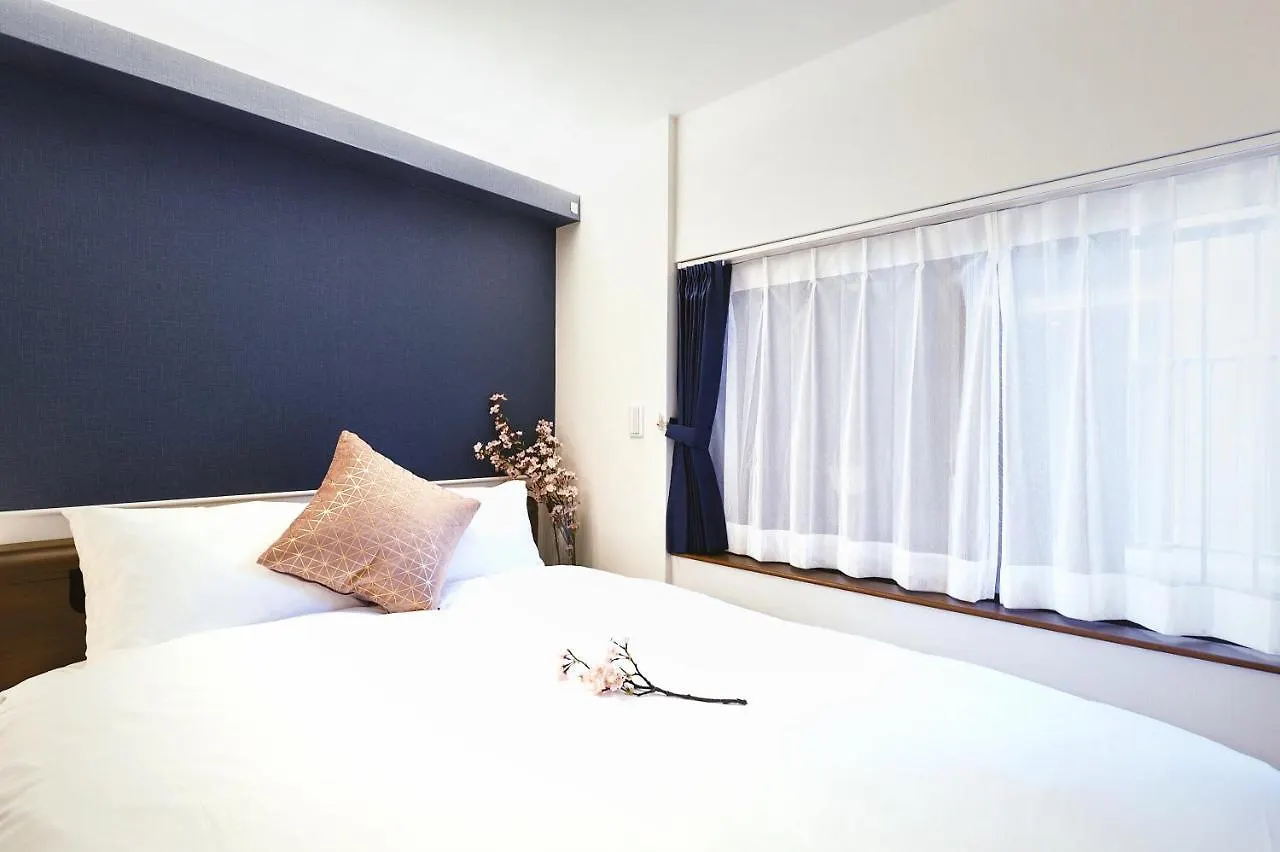 Cherry Blooming Tokyo- All Suite Boutique Hotel 东京伊樱里-中央区全套房艺术酒店 4*, Tokyo Japan