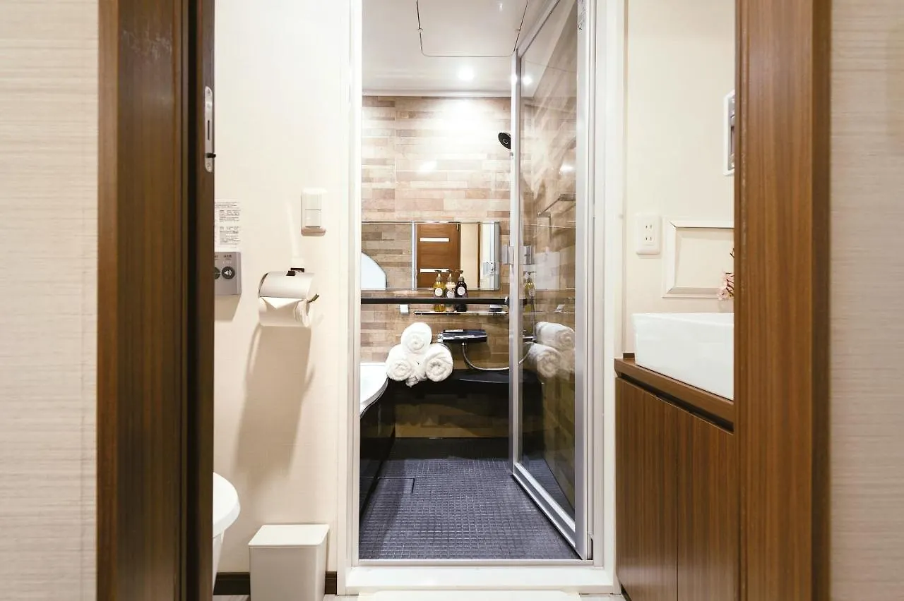 Cherry Blooming Tokyo- All Suite Boutique Hotel 东京伊樱里-中央区全套房艺术酒店  Tokyo